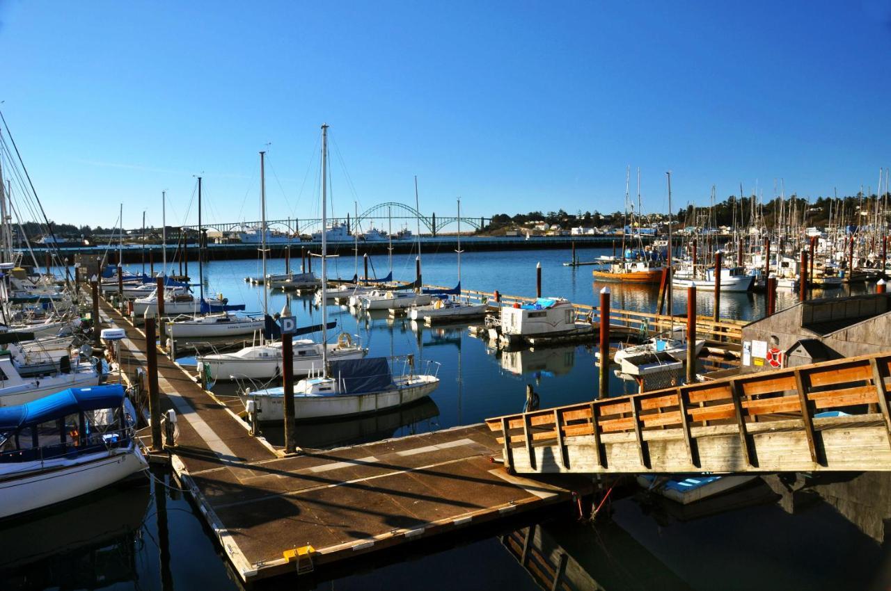 Embarcadero Resort Newport Luaran gambar