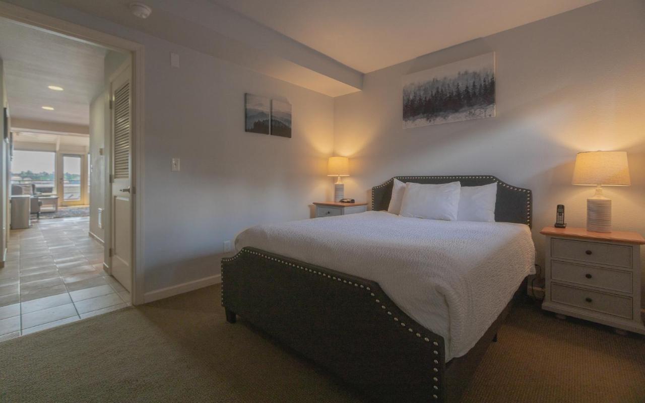 Embarcadero Resort Newport Luaran gambar