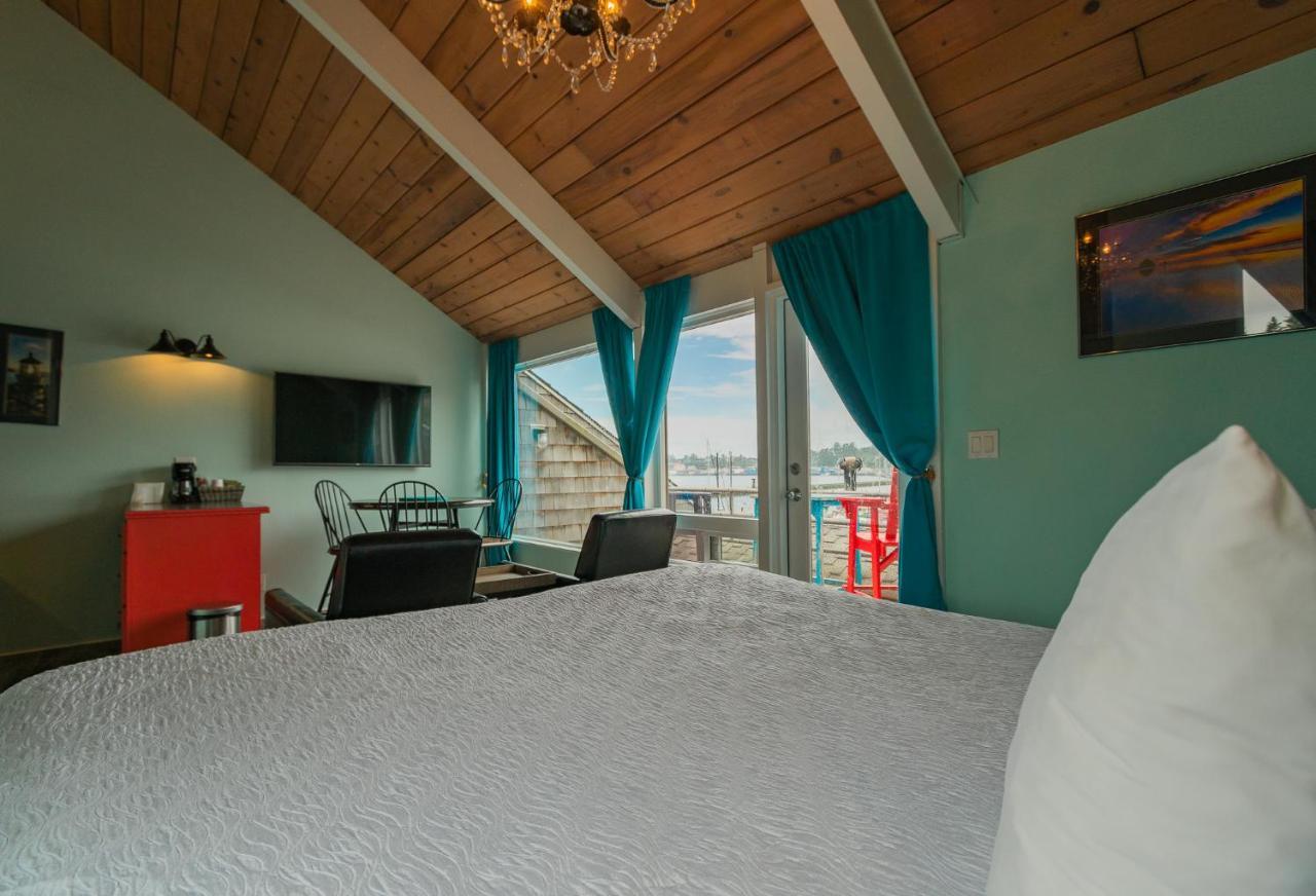Embarcadero Resort Newport Luaran gambar
