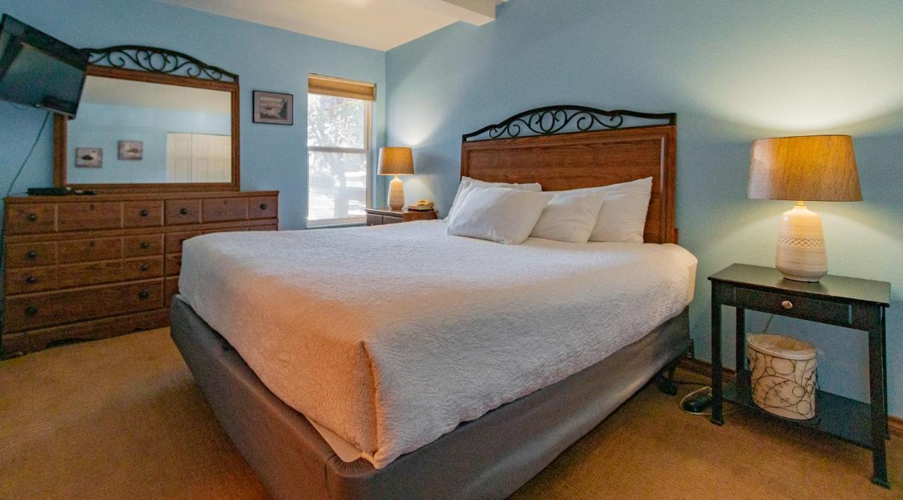 Embarcadero Resort Newport Luaran gambar