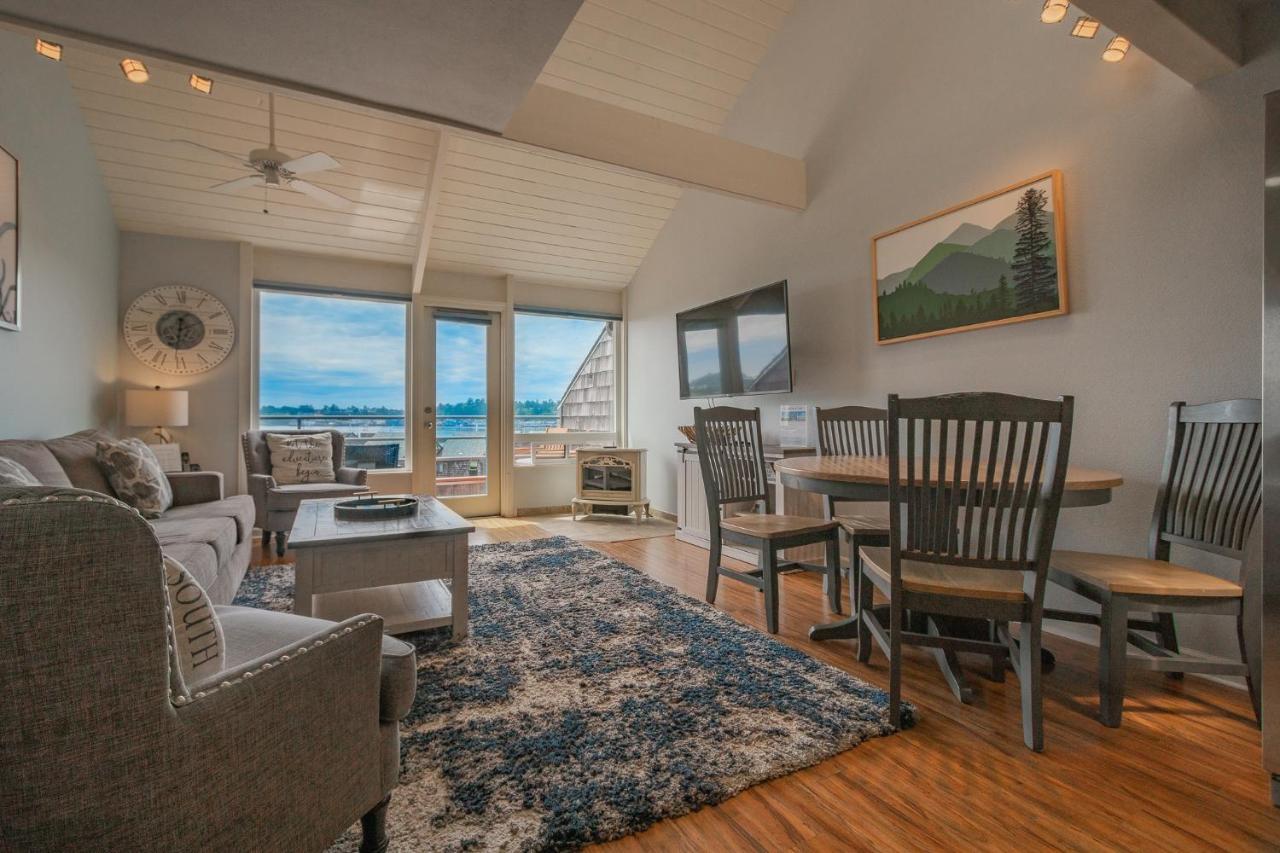 Embarcadero Resort Newport Luaran gambar