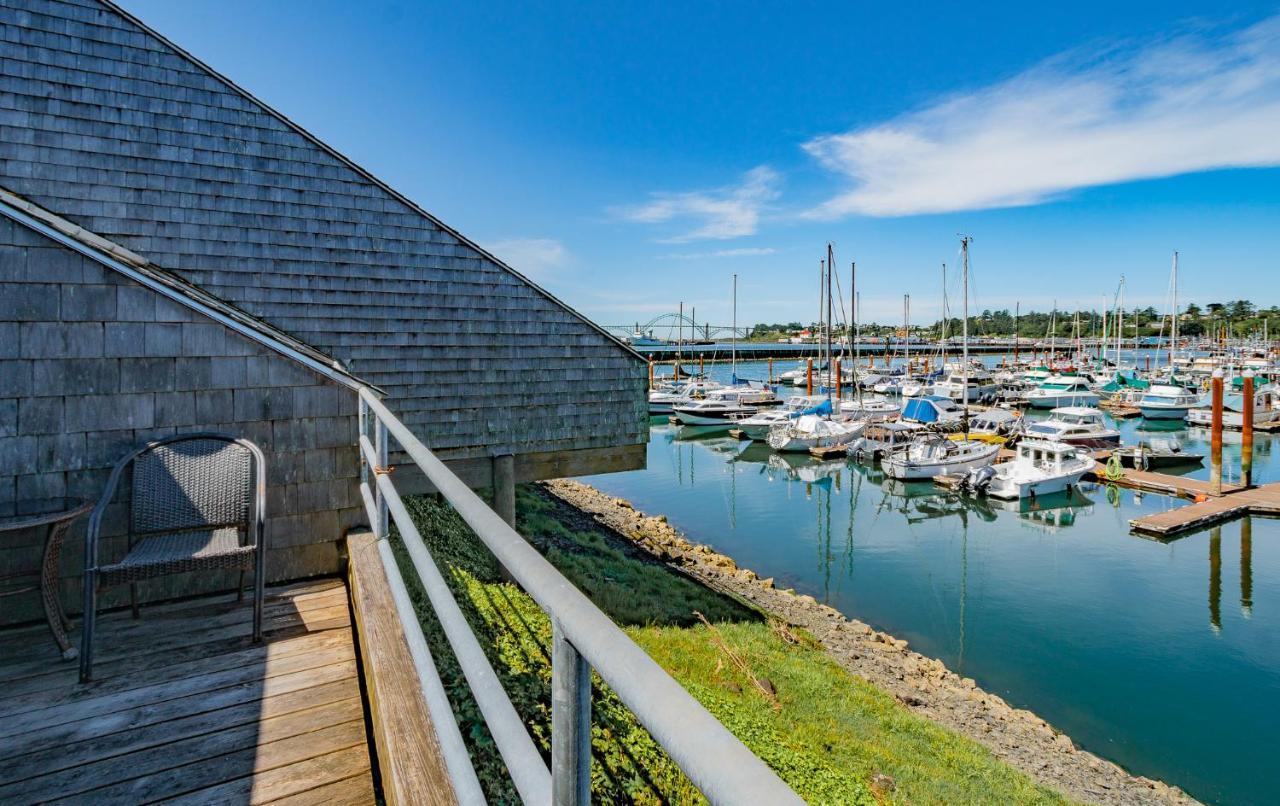Embarcadero Resort Newport Luaran gambar