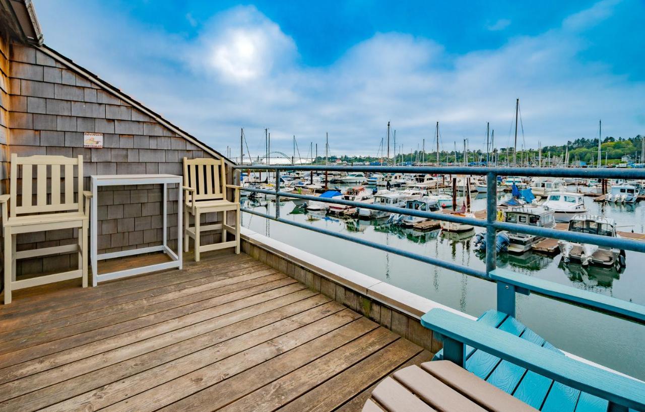 Embarcadero Resort Newport Luaran gambar