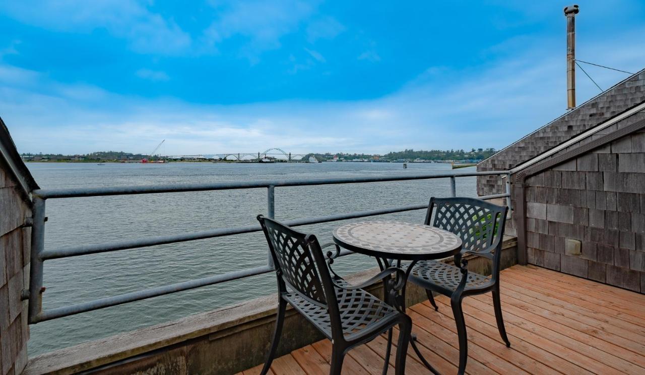 Embarcadero Resort Newport Luaran gambar